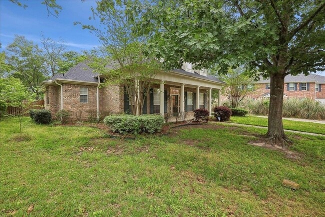 Photo - 4 Twin Cir Dr