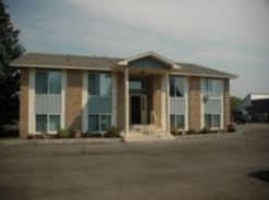Henryanna Apartments