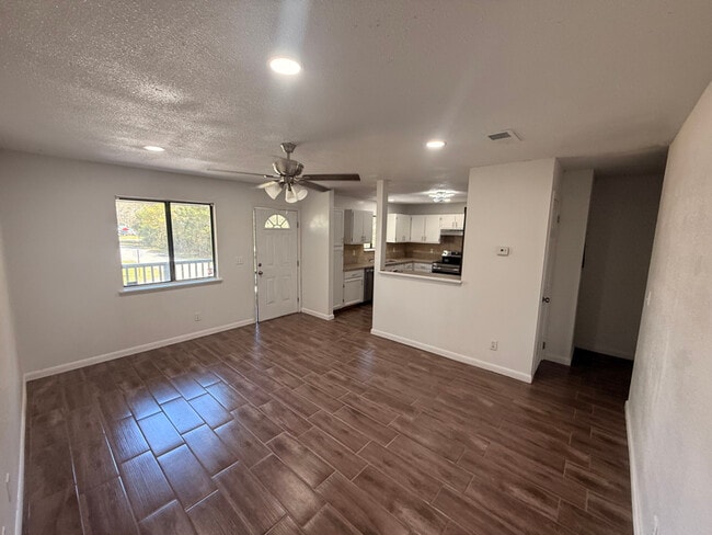 Photo - 119 Sea Parc St Unidad D