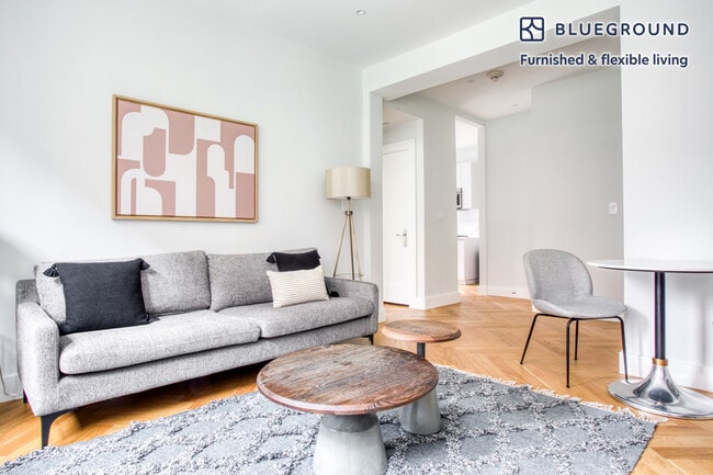 Photo - 18 Forest St Unit FL1-ID339