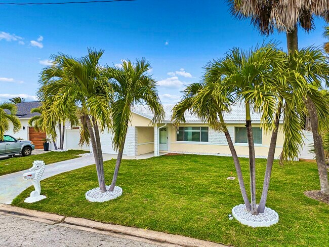 Photo - 455 81st Ave