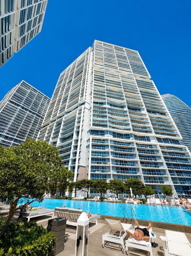 Building Photo - 465 Brickell Ave Unit 5605