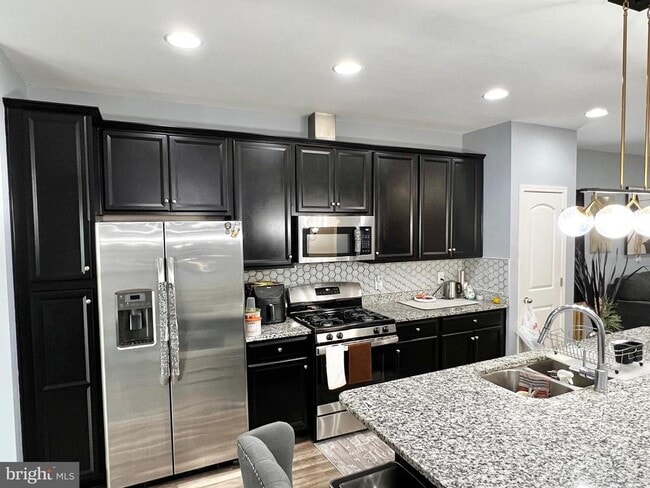 Building Photo - 1106 Wickersham Wy Rental