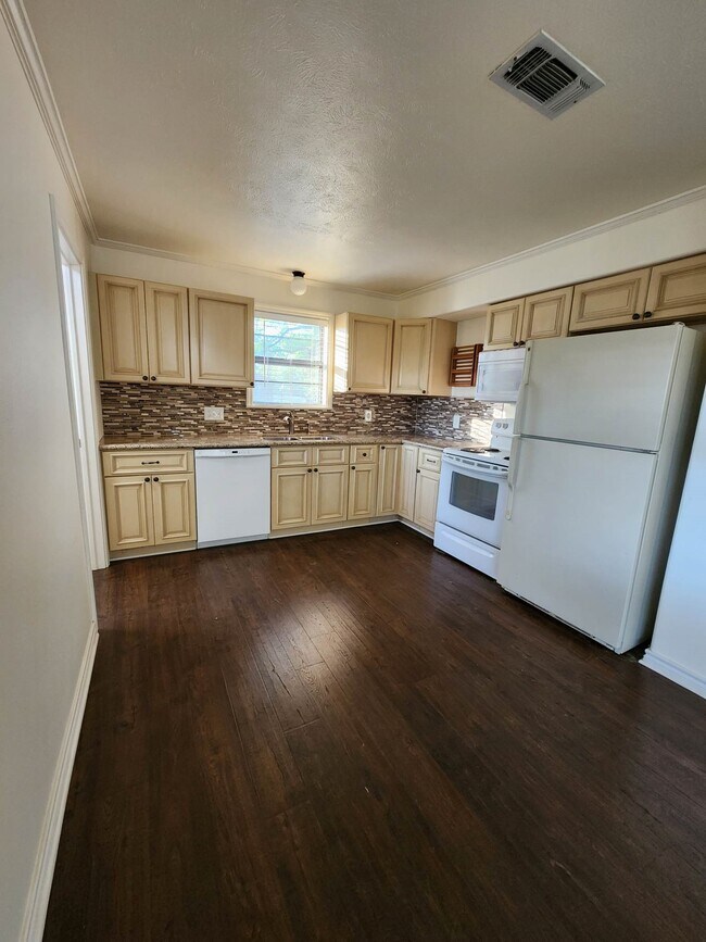 Photo - 218 Co Rd 1500