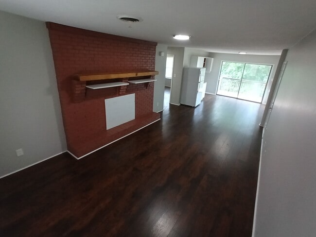 Photo - 52 Brianfield Dr Unit C