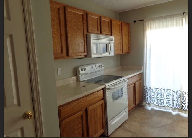 Photo - 1788 Benelli St