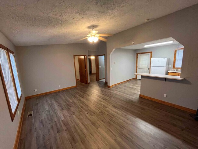 4217 Snake Rd