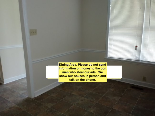 Photo - 609 Windcrest Dr