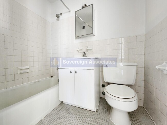 Photo - 40 E. Sidney Ave Unidad 9E