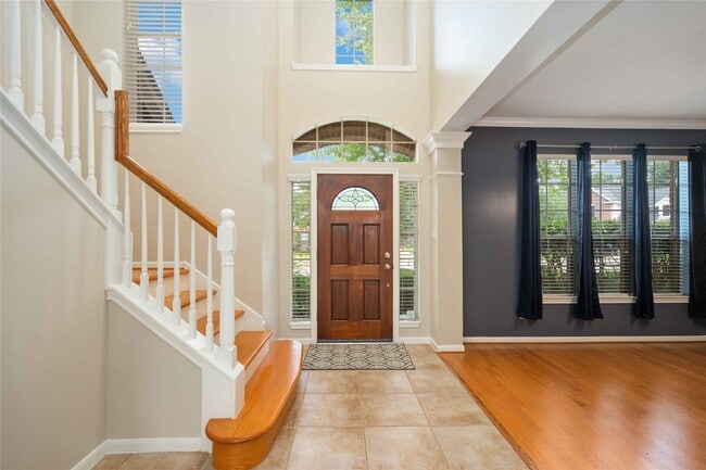 Photo - 707 Lytton Springs Way