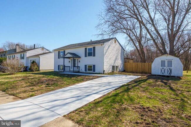 Photo - 150 Fairway Rd