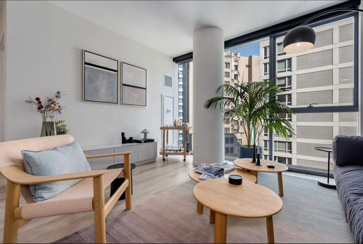Photo - 230 N Michigan Ave (Chicago, IL)