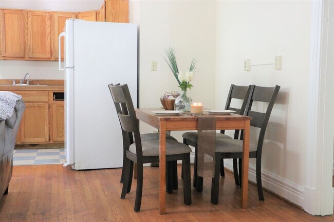 Photo - 502 S Aurora St Unidad 2