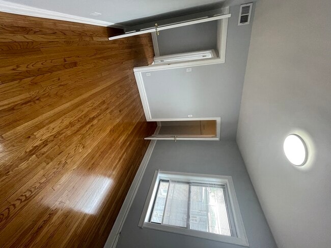 Photo - 7329 N Honore St Unit 2A