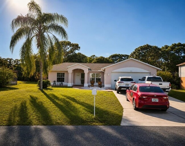 Photo - 2351 Gimlet Ave