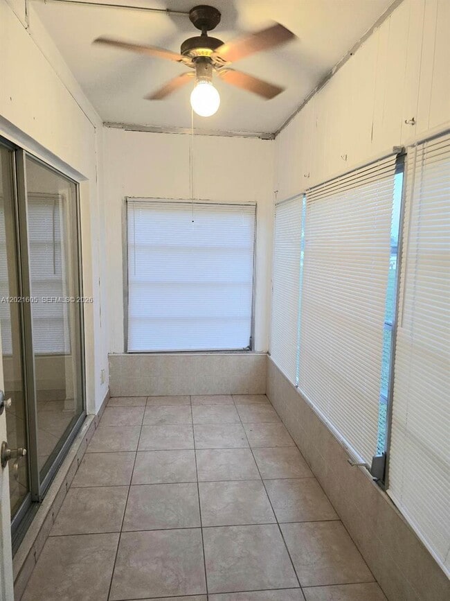 Photo - 2309 Park Ln Unit 116