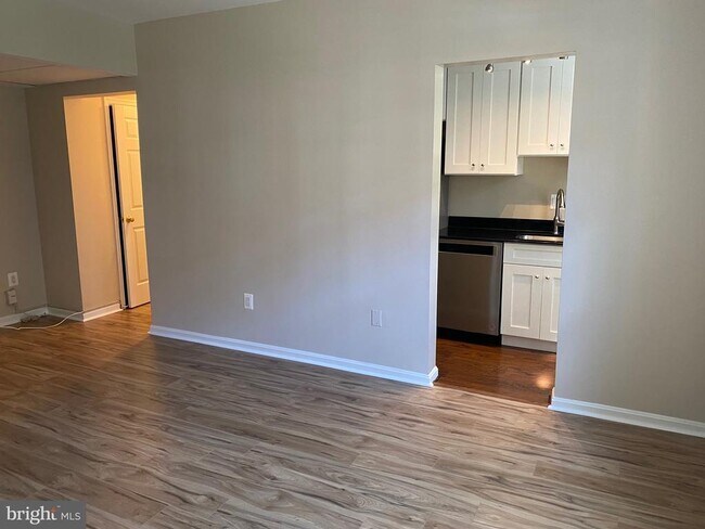 Photo - 1805 Key Blvd Unit 511