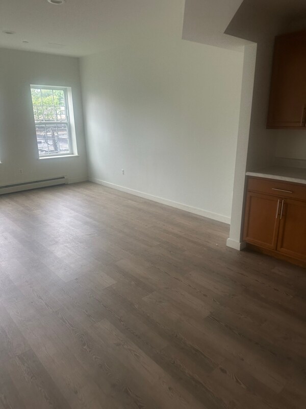 739 E 229th St Unit 3Brms/2Baths, by RE Broker