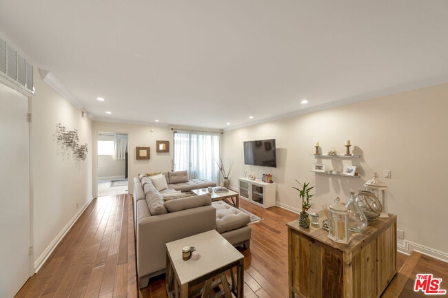 Photo - 1000 S Westgate Ave Unidad 317