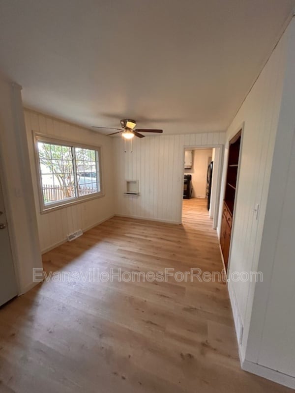 Photo - 2416 Margybeth Ave