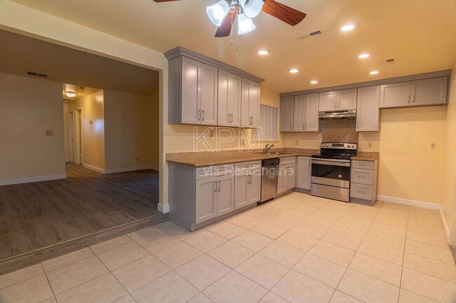 Photo - 1036 Princess Dr