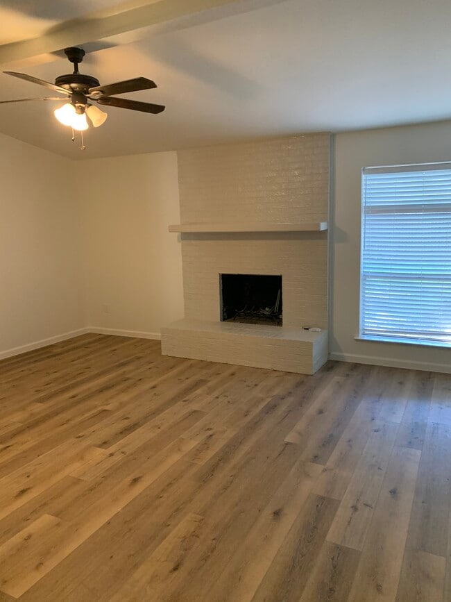 Photo - 9720 Leland Ln