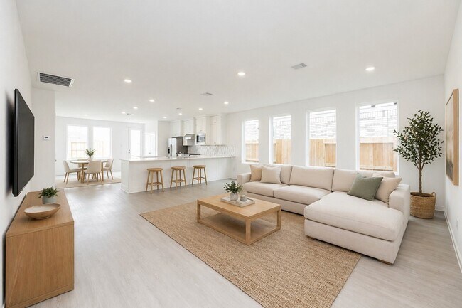 Photo - 31726 Wild Mdw Dr