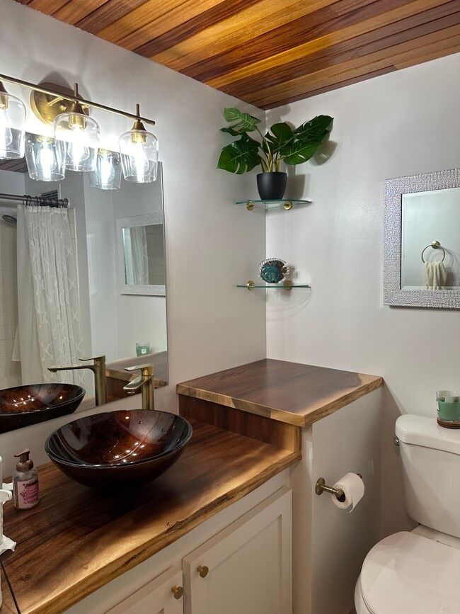 Building Photo - 85-175 Farrington Hwy Unit Beachside lagoon apartmen Rental