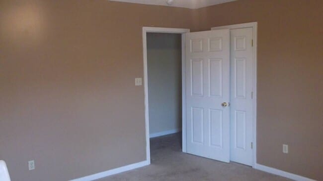 Photo - 1451 Roberts Rd