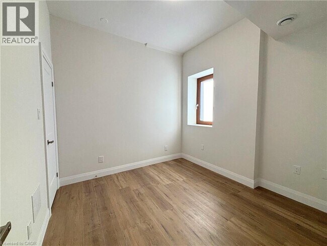 Photo - 6 Caithness St E Unité 5