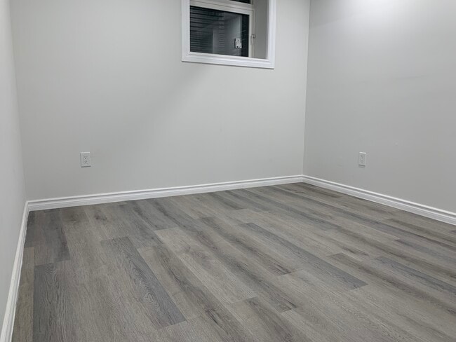 Photo - 5 Jasmine Dr