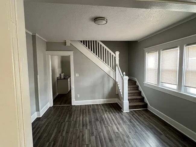 Photo - 3420 Clifton St