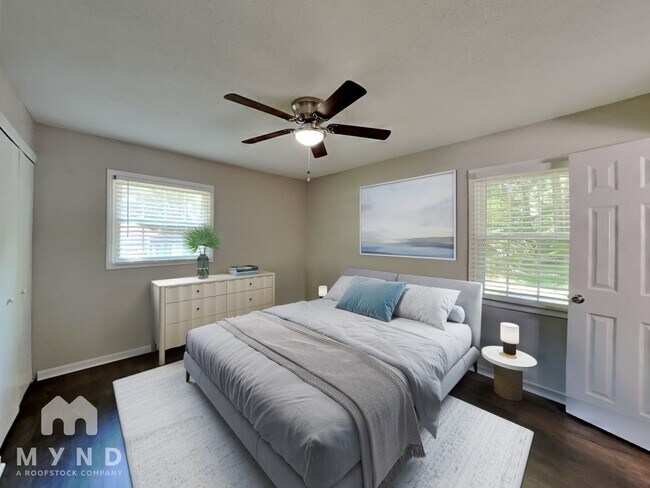 Photo - 121 Nicklaus Dr