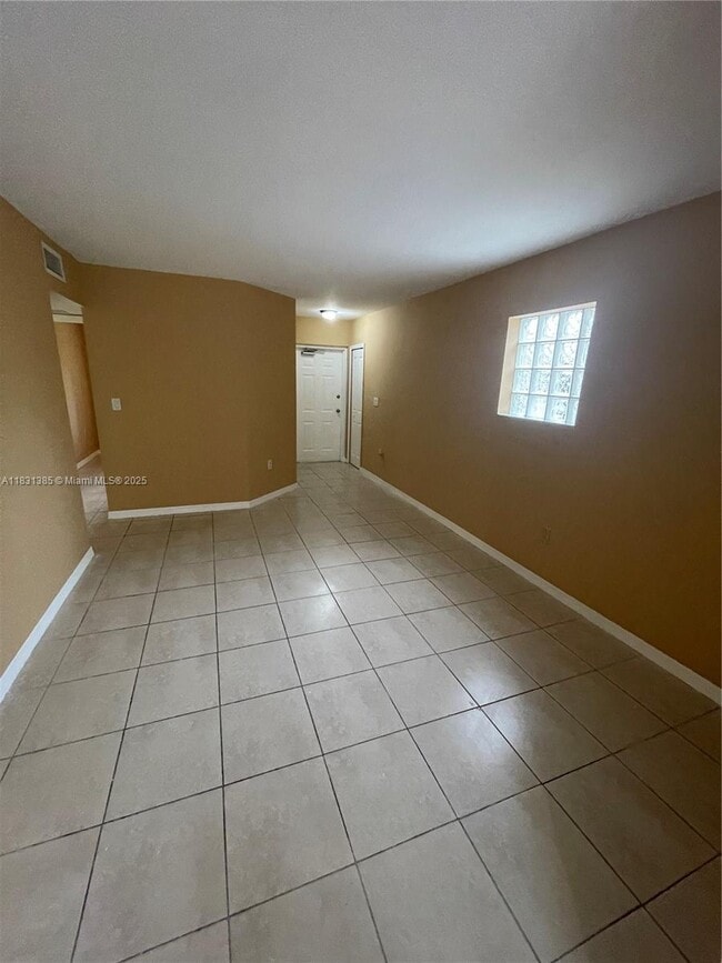Photo - 945 NE 33rd Terrace Unit 101