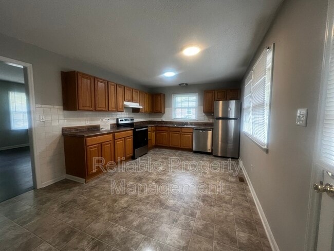 Photo - 511 Buck Branch Dr