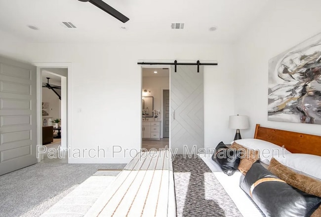 Photo - 4739 Legendary Dr