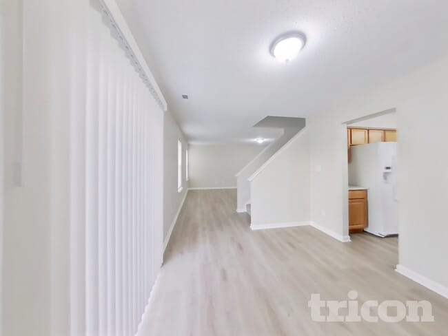 Photo - 515 Dry Creek Cir