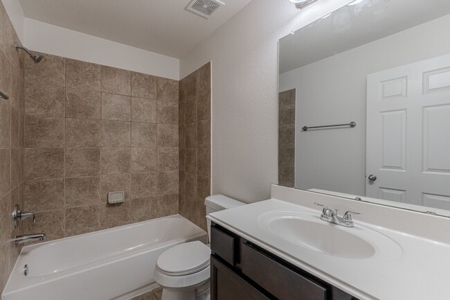 Photo - 13527 Vista De Oro St