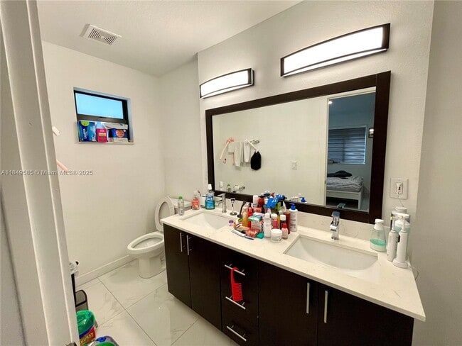 Photo - 2957 NW 45th St