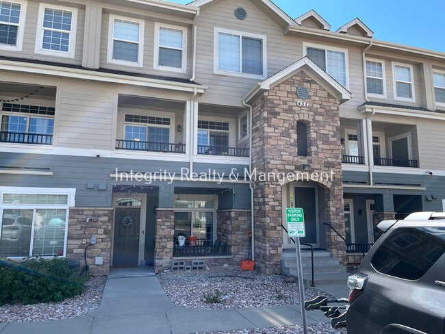 Building Photo - 452 Black Feather Loop Rental