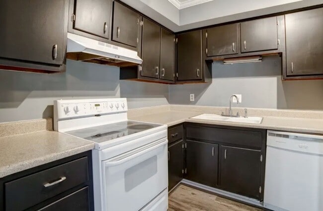 Photo - Carter West Apartments & Townhouses