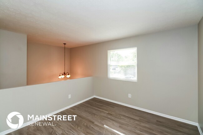 Photo - 2412 Fairway Ct SW