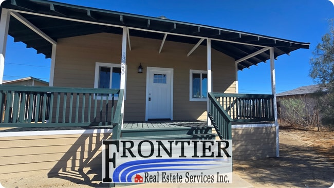 Building Photo - 13350 Aster St