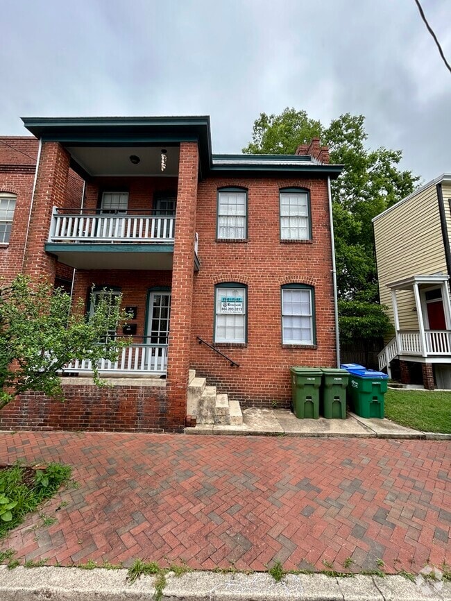 Building Photo - 2114 E Leigh St Rental