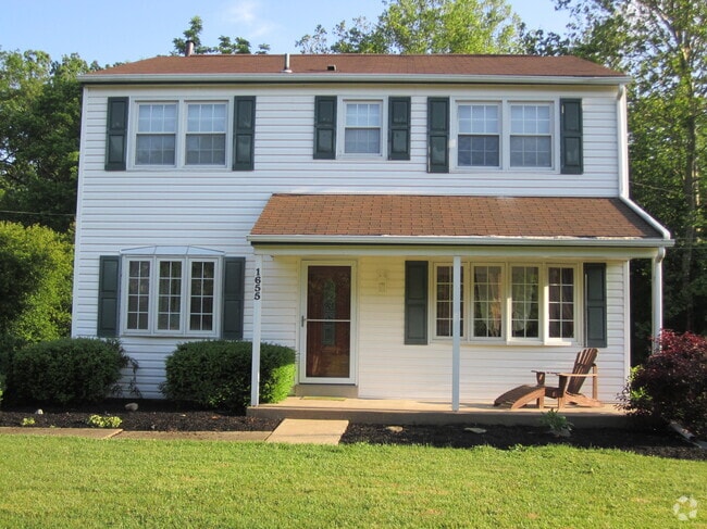 Building Photo - 1655 Clearview Ave Rental