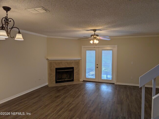 Photo - 8529 Sturbridge Cir W