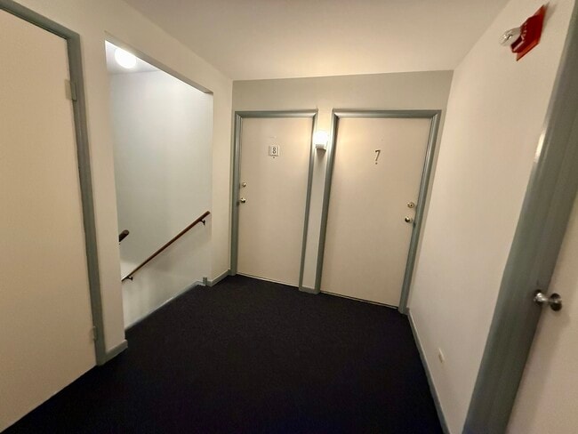 3026 Roberts Dr Unit 8
