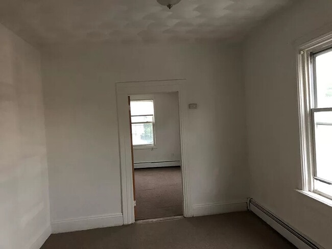 Photo - 635 Fall River Ave Unit 2A