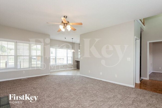 Photo - 721 Summey Farm Dr