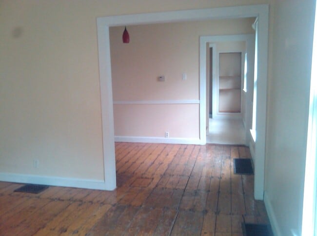 5 Hill St